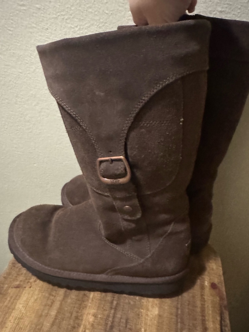 EUC Ugg Youth Cargo Boots Size 4 Brown Suede Sheepskin Lined Mid Calf Zip Up